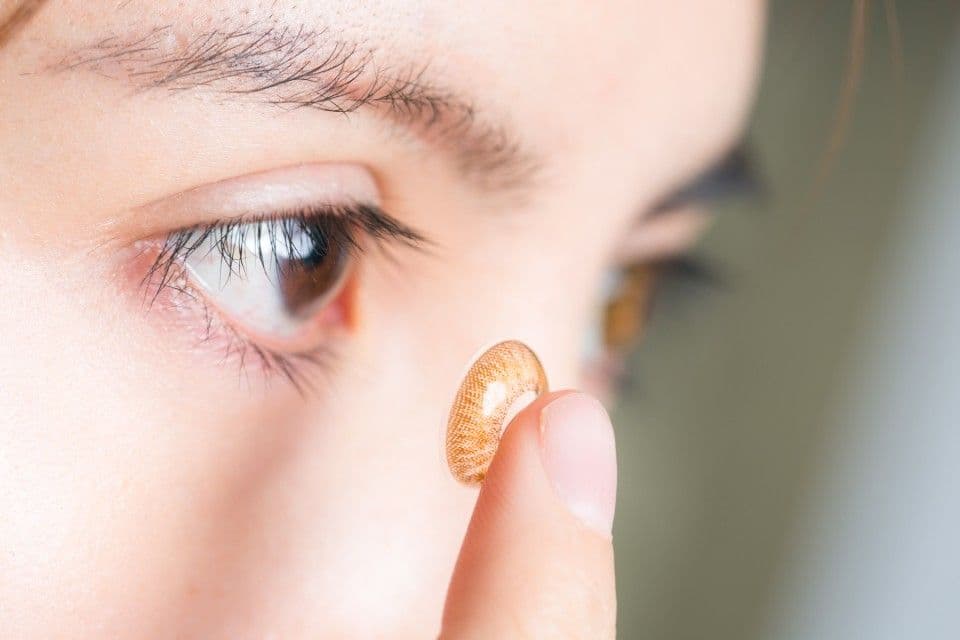 Kontaktlinsen von Alcon bei Brugge Optik
