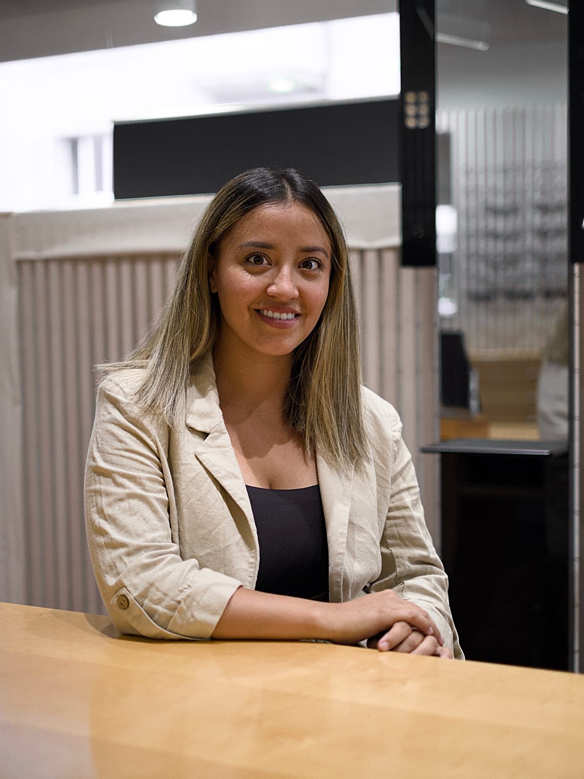 Naomi Nicoliello, Geschäftsführerin und Augenoptikerin EFZ bei Brugge Optik